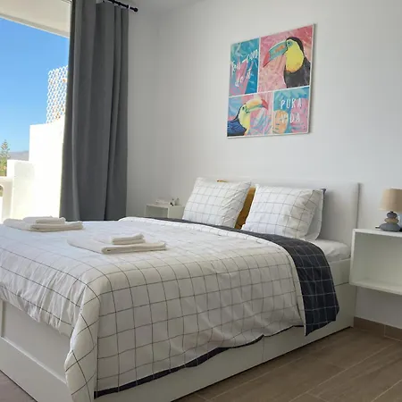 - Modern With Terrace Views Of Ocean & Sunset Apartman