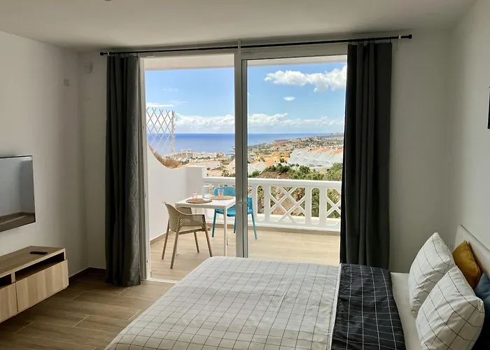 - Modern With Terrace Views Of Ocean & Sunset Apartament *