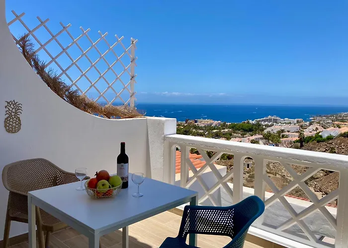 - Modern With Terrace Views Of Ocean & Sunset Apartament