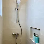 Apartmán - Modern With Terrace Views Of Ocean & Sunset *