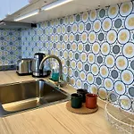 Апартаменти - Modern With Terrace Views Of Ocean & Sunset