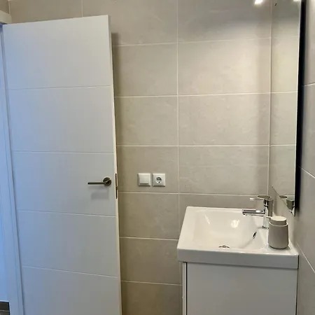 Apartman - Modern With Terrace Views Of Ocean & Sunset *